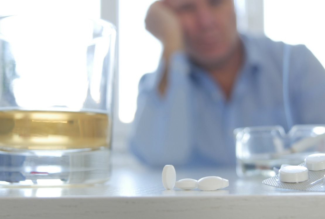 Why Mixing Ibuprofen and Alcohol Is a Bad Idea