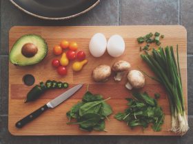 Vegan Keto Diet Guide: Benefits, Foods, and Sample Menu