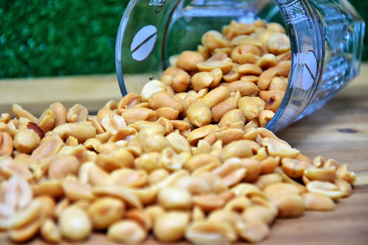 The Benefits of Peanuts for Men