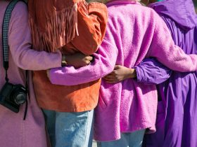 5 Easy Ways to Help a Friend Who Suffers from Depression